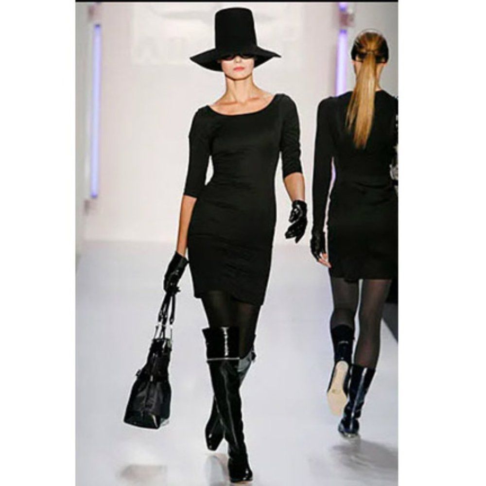 Abaete Quarter Sleeve Mini Shift Dress